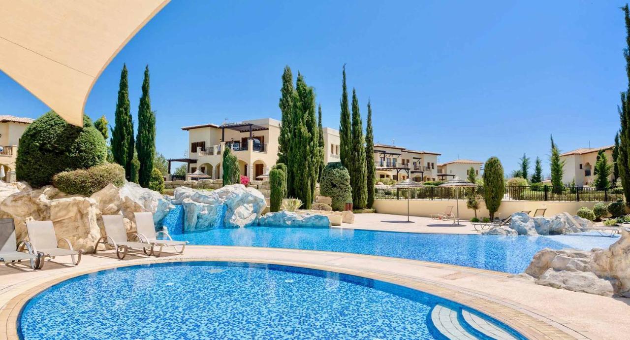 2 Bedroom Apartment Thalassa With Sea And Sunset Views, Aphrodite Hills Resort Kouklia Exteriör bild